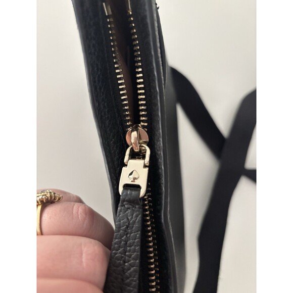 Kate Spade Roulette Messenger Black Leather Crossbody Bag Purse - Picture 12 of 16